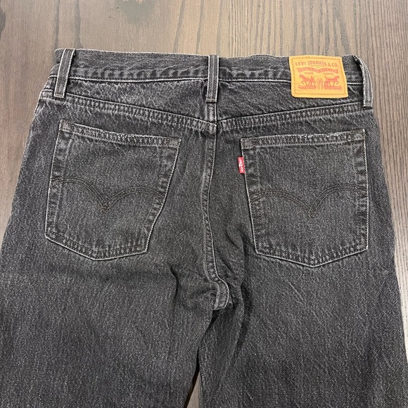 Levi’s Distressed Vintage Washed Black/Dark Grey Denim Size 27 - Picture 3 of 5
